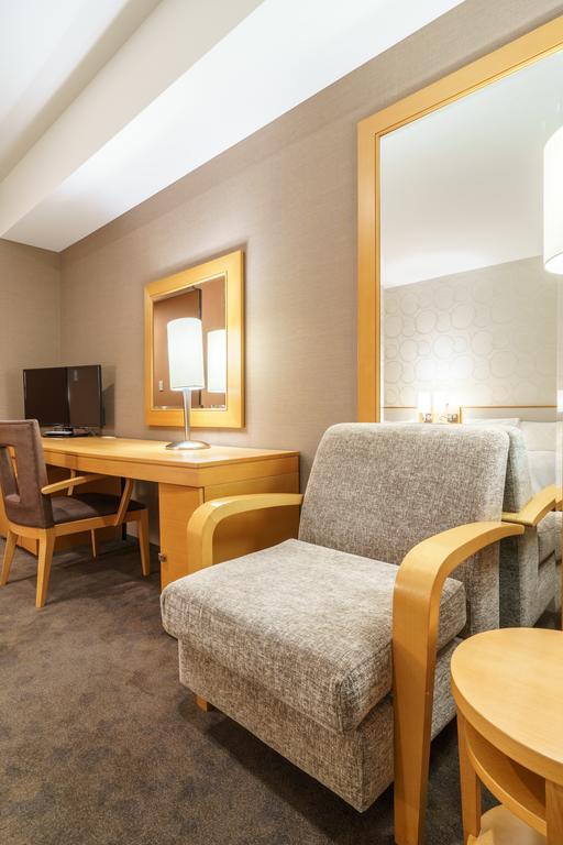Sotetsu Grand Fresa Shinagawa Seaside Hotel Tokyo Exterior photo